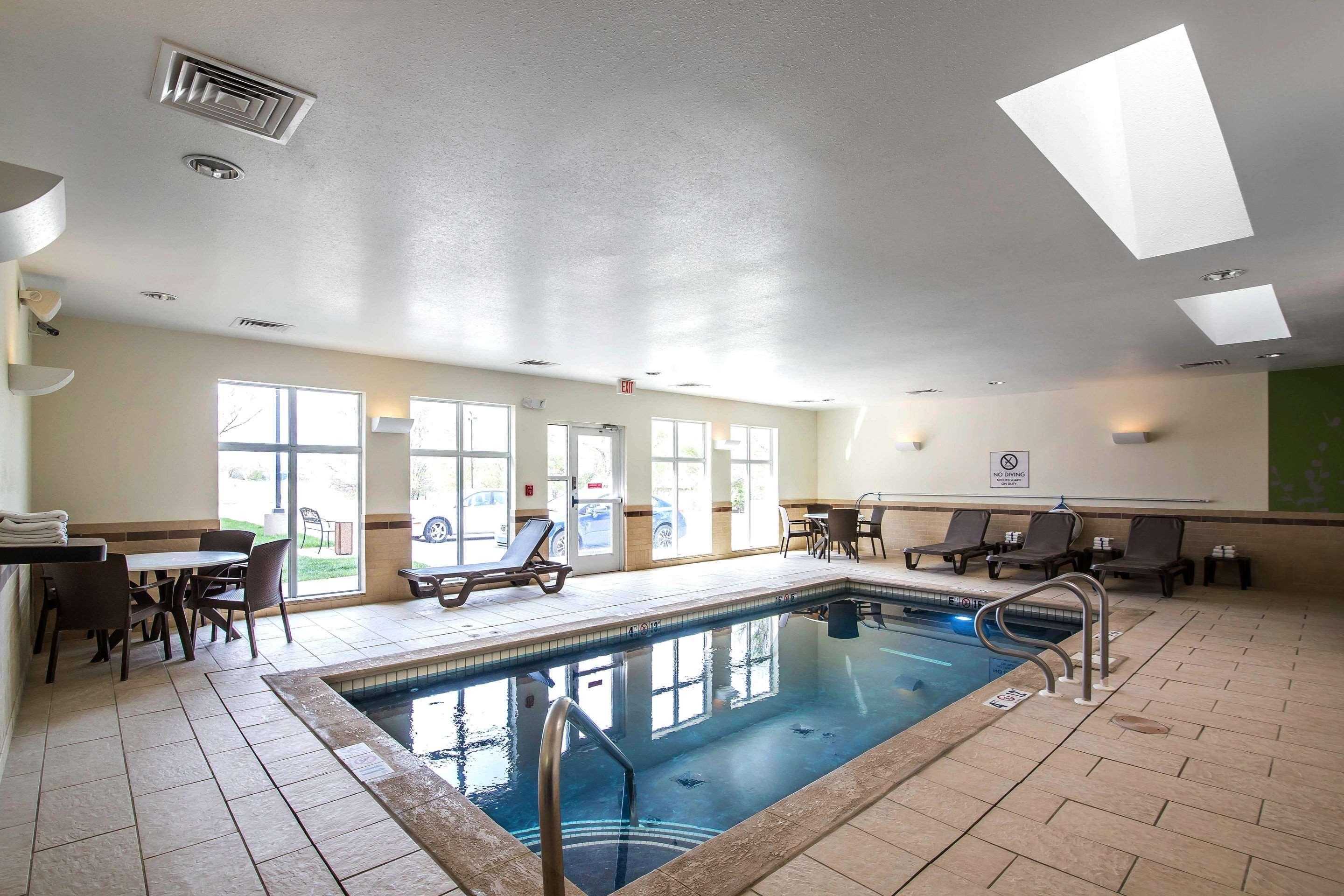 Haysville Sleep Inn & Suites מראה חיצוני תמונה